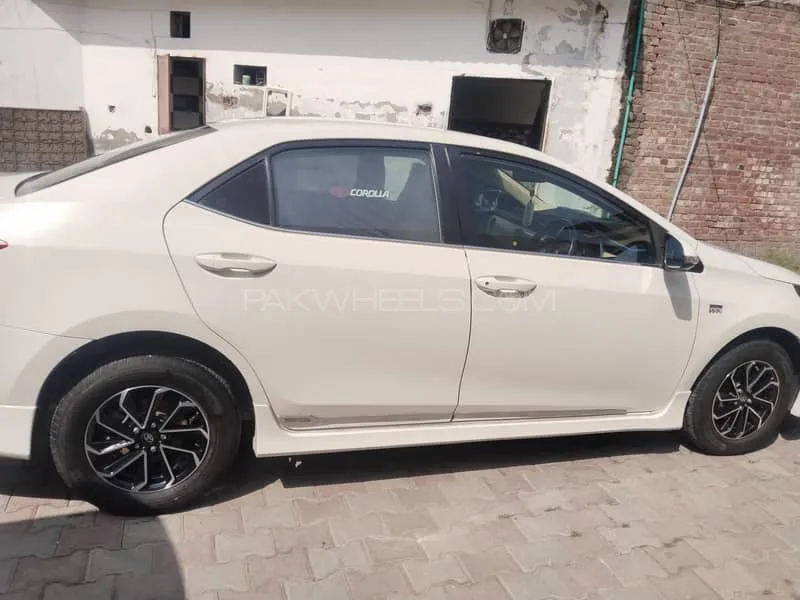 Toyota Corolla 2018 for Sale in Gujrat Toyota Corolla 2018 for Sale in Gujrat Image-8