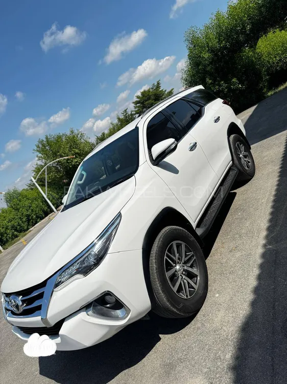 Toyota Fortuner 2017 for Sale in Jhang Toyota Fortuner 2017 for Sale in Jhang Image-3