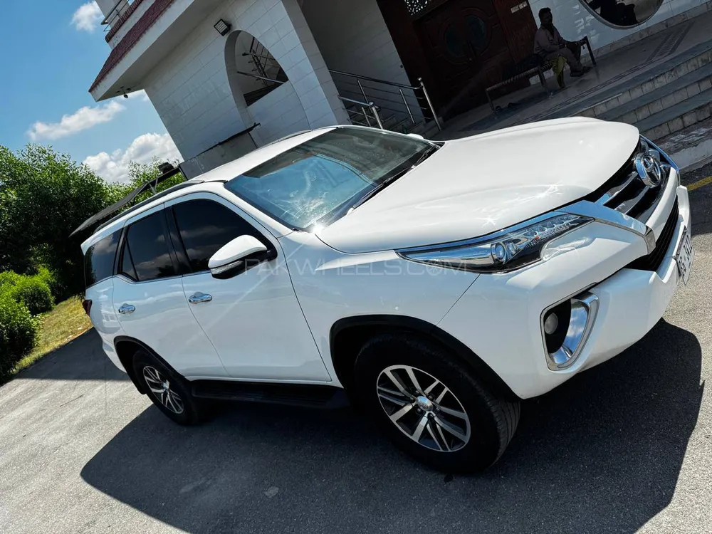 Toyota Fortuner 2017 for Sale in Jhang Toyota Fortuner 2017 for Sale in Jhang Image-7