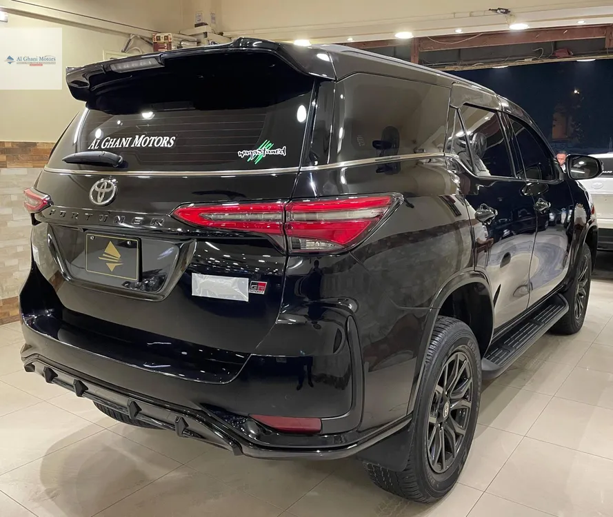 Toyota Fortuner 2023 for Sale in Karachi Toyota Fortuner 2023 for Sale in Karachi Image-8