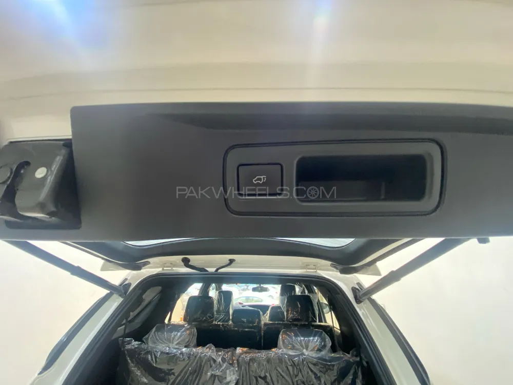 Toyota Fortuner 2023 for Sale in Lahore Toyota Fortuner 2023 for Sale in Lahore Image-7