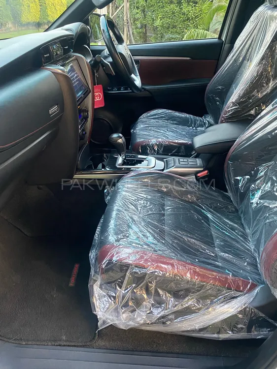 Toyota Fortuner 2023 for Sale in Lahore Toyota Fortuner 2023 for Sale in Lahore Image-15