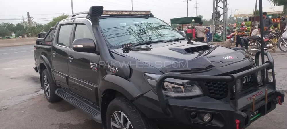 Toyota Hilux 2012 for Sale in Lahore Toyota Hilux 2012 for Sale in Lahore Image-11