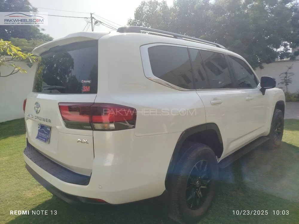 Toyota Land Cruiser 2022 for Sale in Karachi Toyota Land Cruiser 2022 for Sale in Karachi Image-4