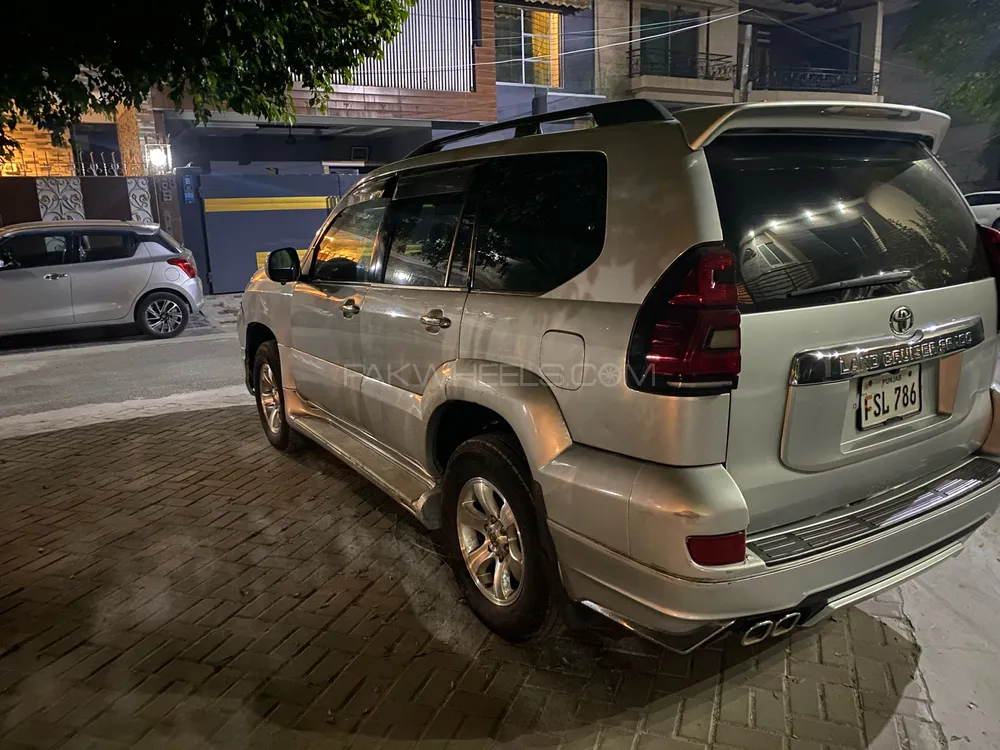 Toyota Prado 2004 for Sale in Lahore Toyota Prado 2004 for Sale in Lahore Image-3
