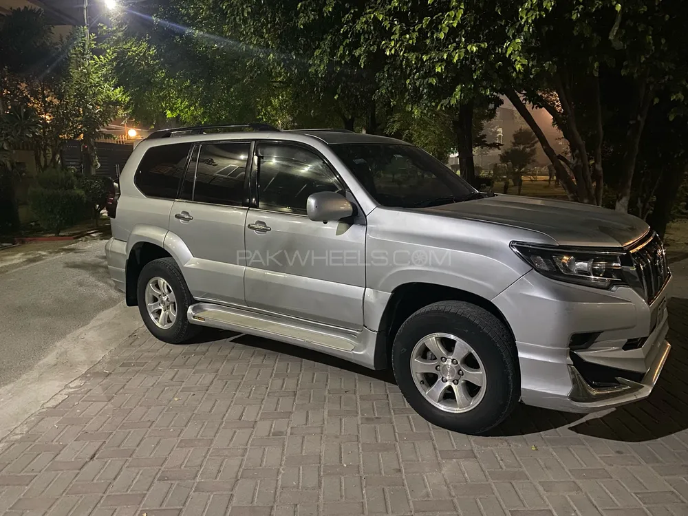 Toyota Prado 2004 for Sale in Lahore Toyota Prado 2004 for Sale in Lahore Image-1
