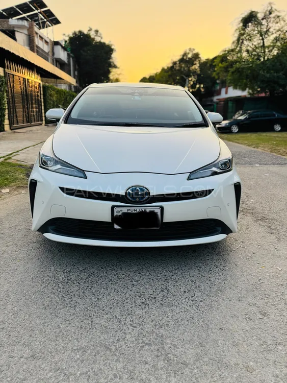 Toyota Prius 2020 for Sale in Peshawar Toyota Prius 2020 for Sale in Peshawar Image-1