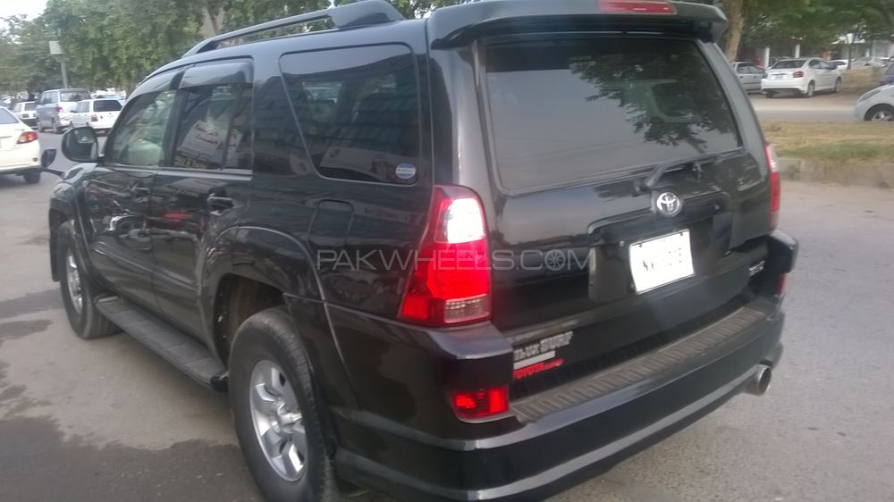 Toyota Surf 2016 for Sale in Islamabad Image-1
