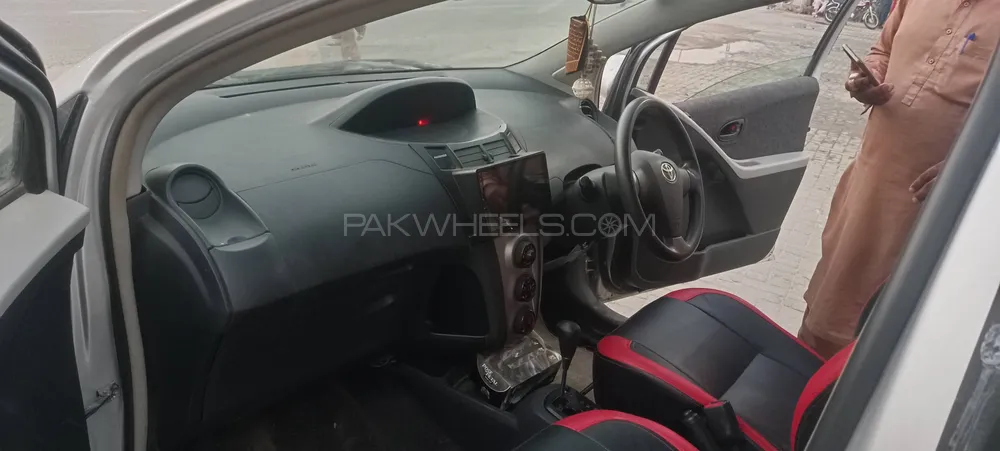 Toyota Vitz 2009 for Sale in Okara Toyota Vitz 2009 for Sale in Okara Image-11