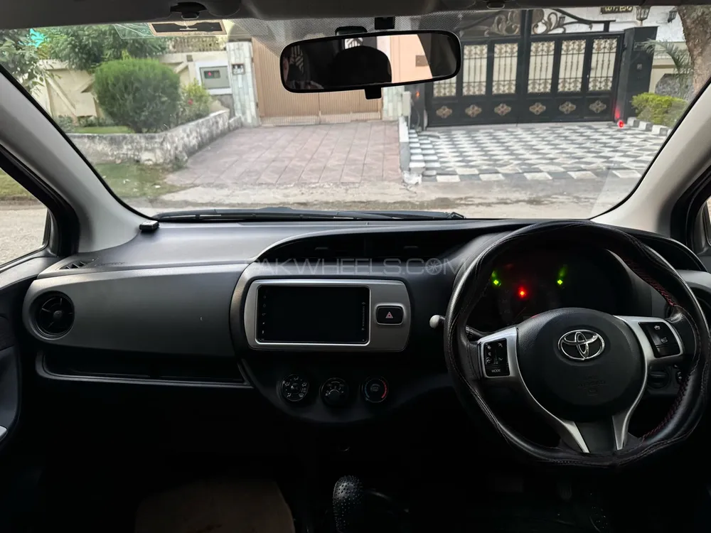 Toyota Vitz 2015 for Sale in Islamabad Toyota Vitz 2015 for Sale in Islamabad Image-8