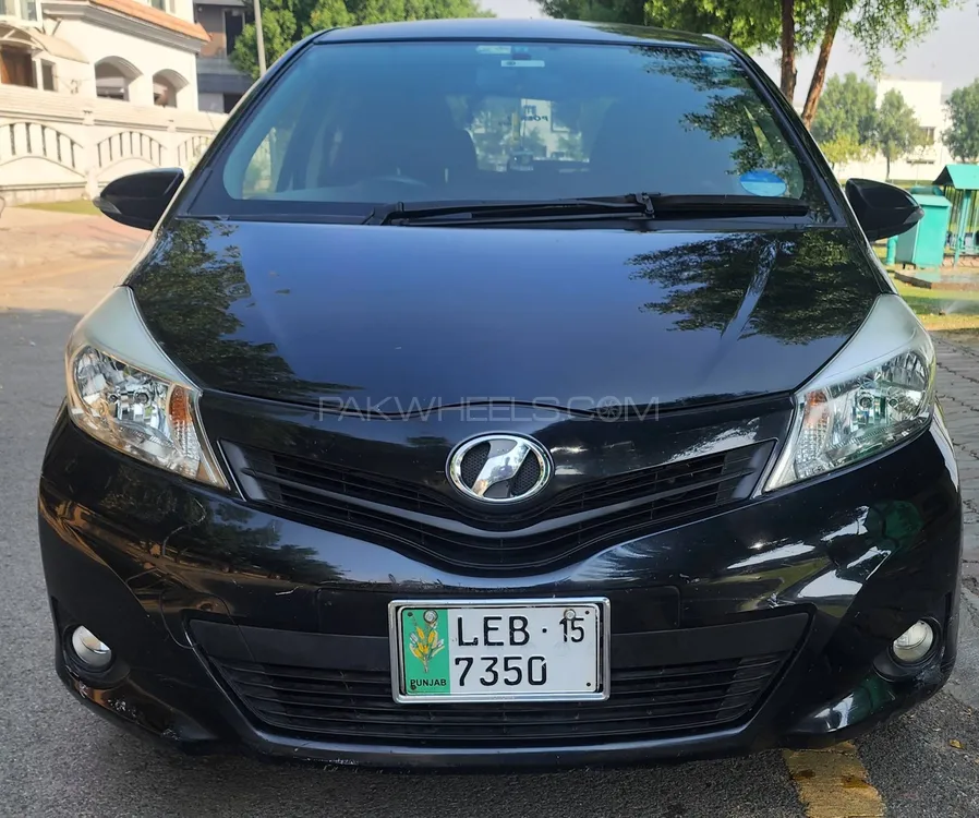 Toyota Vitz 2012 for Sale in Lahore Toyota Vitz 2012 for Sale in Lahore Image-2