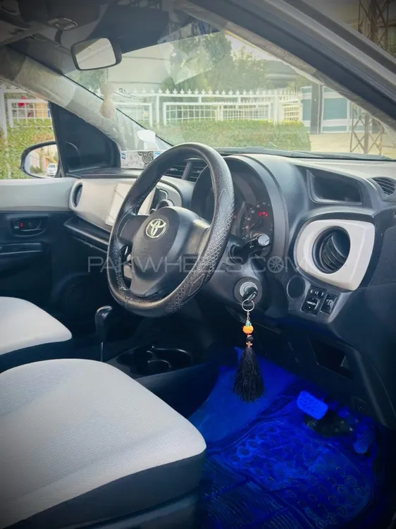 Toyota Vitz 2011 for Sale in Quetta Toyota Vitz 2011 for Sale in Quetta Image-5