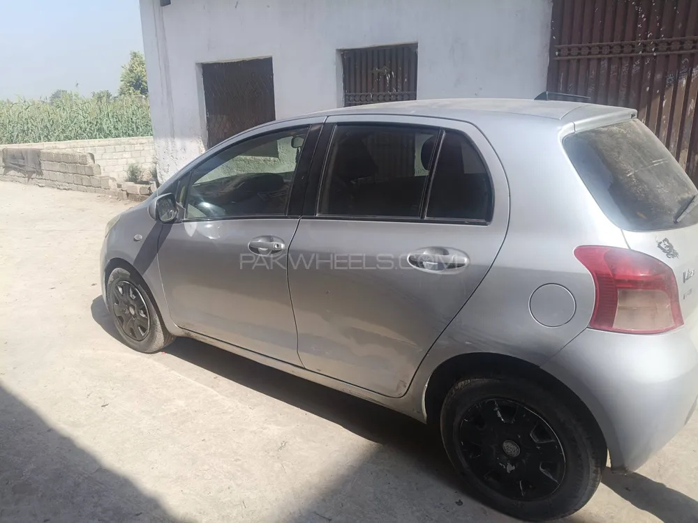 Toyota Vitz 2007 for Sale in Peshawar Toyota Vitz 2007 for Sale in Peshawar Image-4