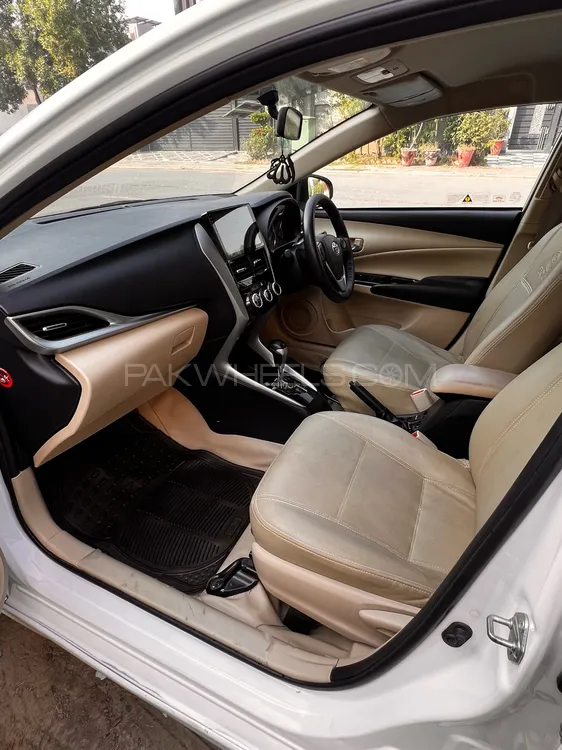 Toyota Yaris Sedan 2021 for Sale in Lahore Toyota Yaris Sedan 2021 for Sale in Lahore Image-9