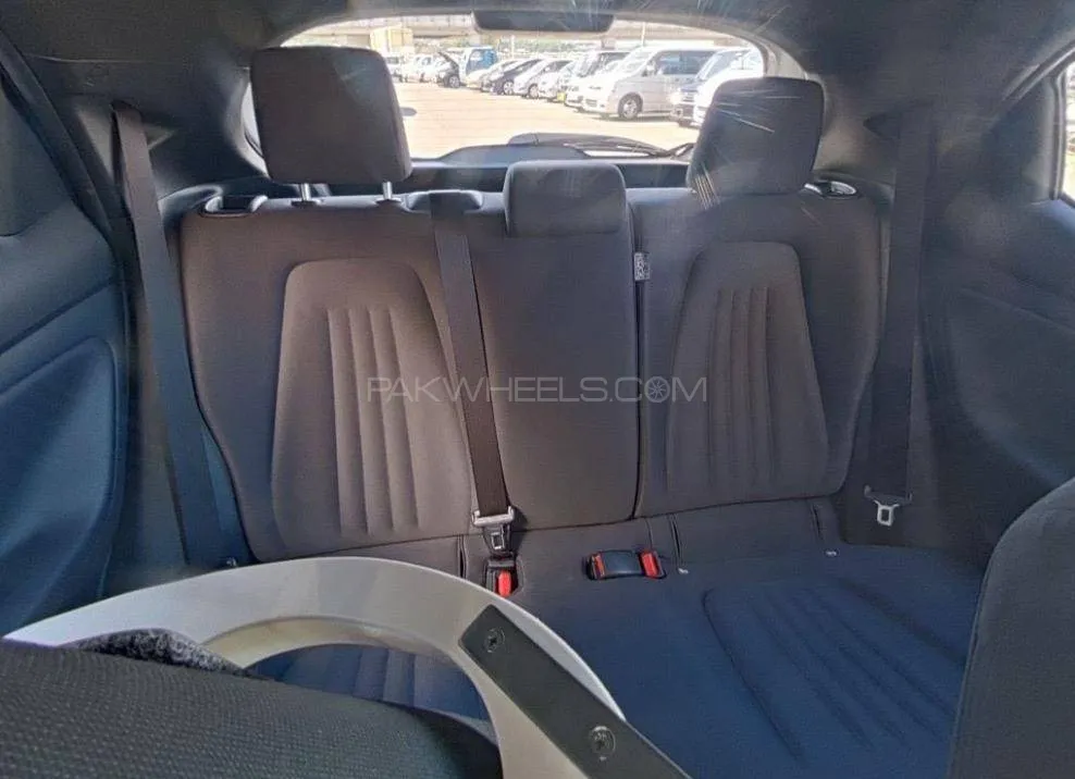 Toyota Yaris Hatchback 2020 for Sale in Rawalpindi Toyota Yaris Hatchback 2020 for Sale in Rawalpindi Image-6