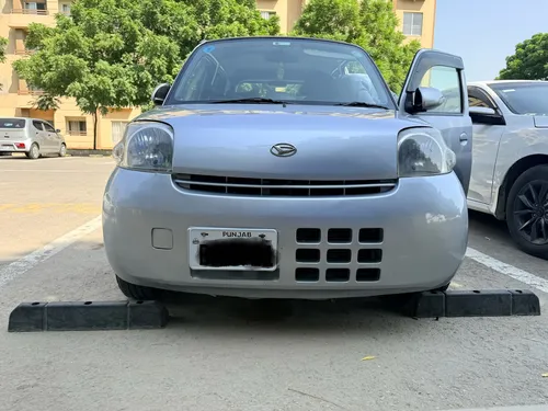 Daihatsu Esse D Selection 2013