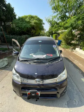 Daihatsu Move L 2012