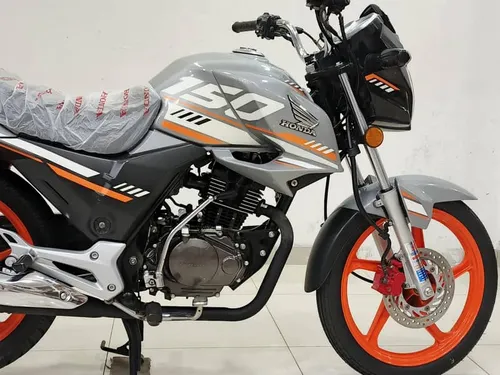 Honda CB 150F 2024