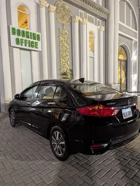 ہونڈا سٹی ۱.۵ ایل ایسپائر سی وی ٹی 2022 for Sale ہونڈا سٹی ۱.۵ ایل ایسپائر سی وی ٹی 2022 for Sale