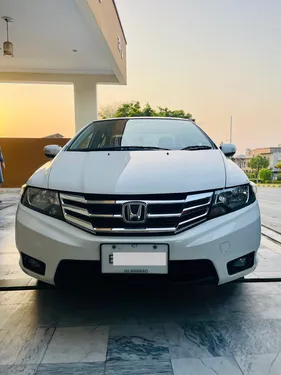 Honda City Aspire 1.5 i-VTEC 2015