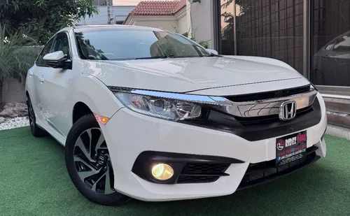 Honda Civic Oriel 1.8 i-VTEC CVT 2017