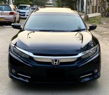 Honda Civic Oriel 1.8 i-VTEC CVT 2020
