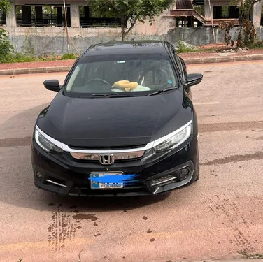 Honda Civic Oriel 1.8 i-VTEC CVT 2020