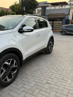 KIA Sportage AWD 2021