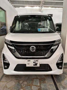 نسان روکس ایس ہائبرڈ 2021 for Sale نسان روکس ایس ہائبرڈ 2021 for Sale