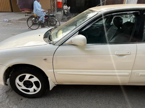 Suzuki Baleno JXL 2005