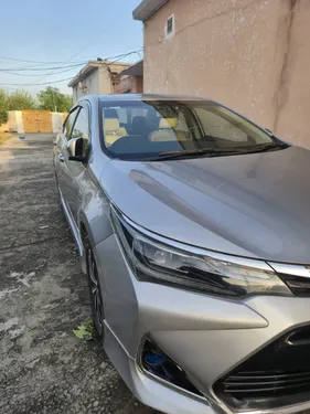 Toyota Corolla Altis Grande CVT-i 1.8 2018