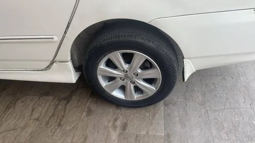 Toyota Corolla SE Saloon Automatic 2005
