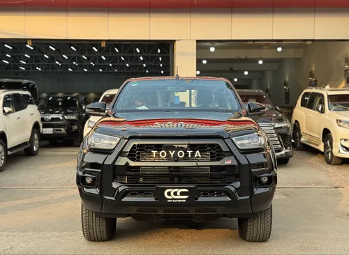Toyota Hilux Revo GR-S 2025