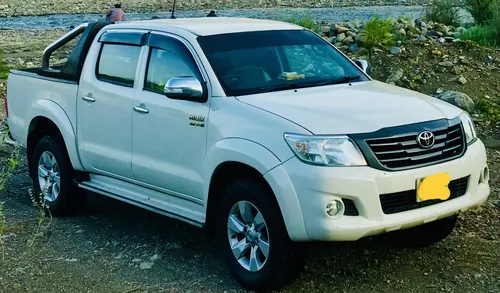 Toyota Hilux Vigo Champ V 2014