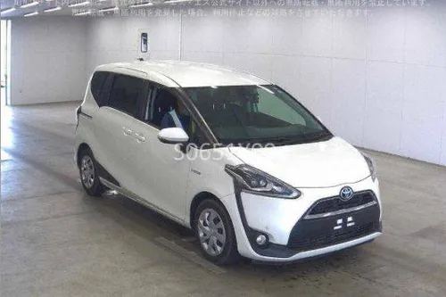 Toyota Sienta 2018