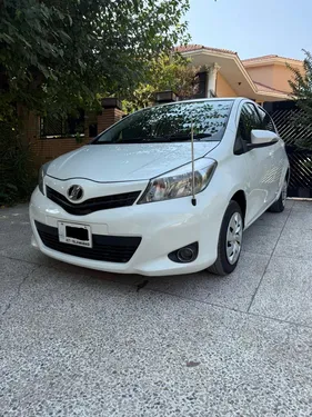 Toyota Vitz 2013
