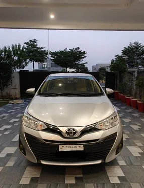 Toyota Yaris Sedan ATIV CVT 1.3 2021