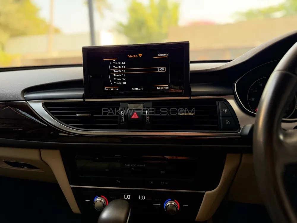 Audi A6 2015 for Sale in Karachi Audi A6 2015 for Sale in Karachi Image-8