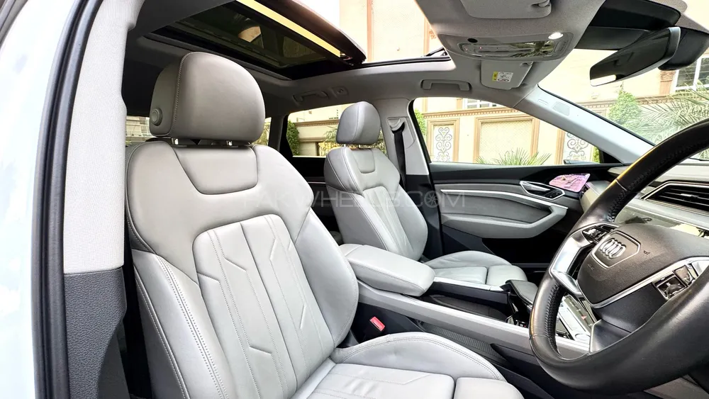 Audi e-tron 2020 for Sale in Lahore Audi e-tron 2020 for Sale in Lahore Image-2