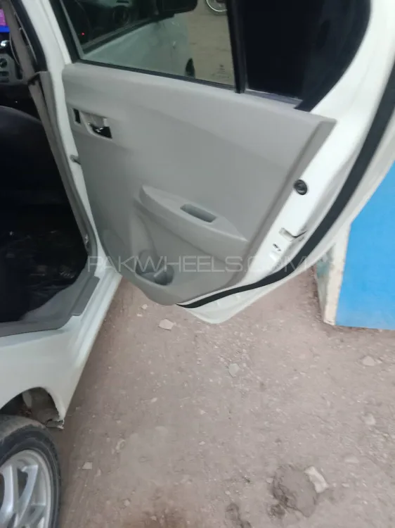 Daihatsu Mira 2014 for Sale in Karachi Daihatsu Mira 2014 for Sale in Karachi Image-5