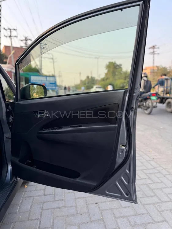 Daihatsu Move 2017 for Sale in Faisalabad Daihatsu Move 2017 for Sale in Faisalabad Image-8