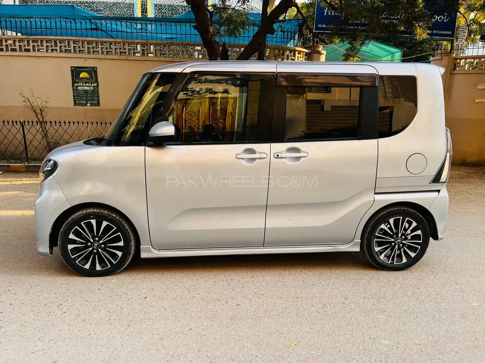 Daihatsu Tanto 2021 for Sale in Karachi Daihatsu Tanto 2021 for Sale in Karachi Image-9