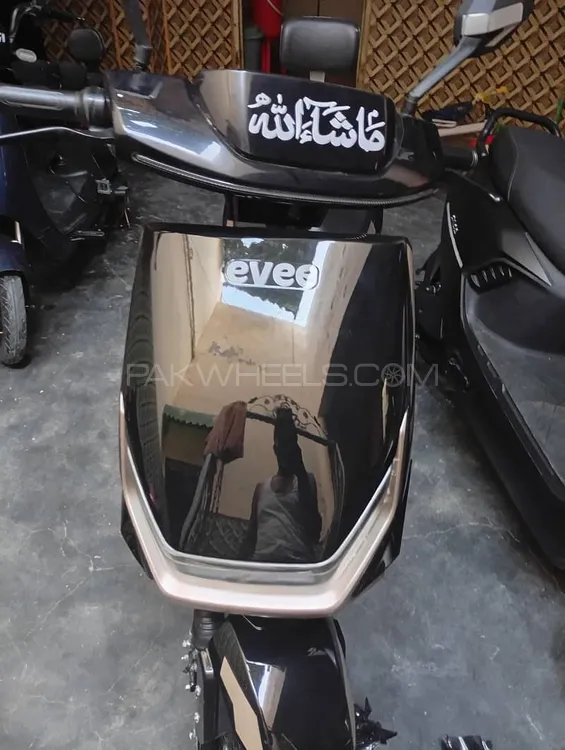 Evee Gen-Z 2025 for Sale Evee Gen-Z 2025 for Sale Image-5