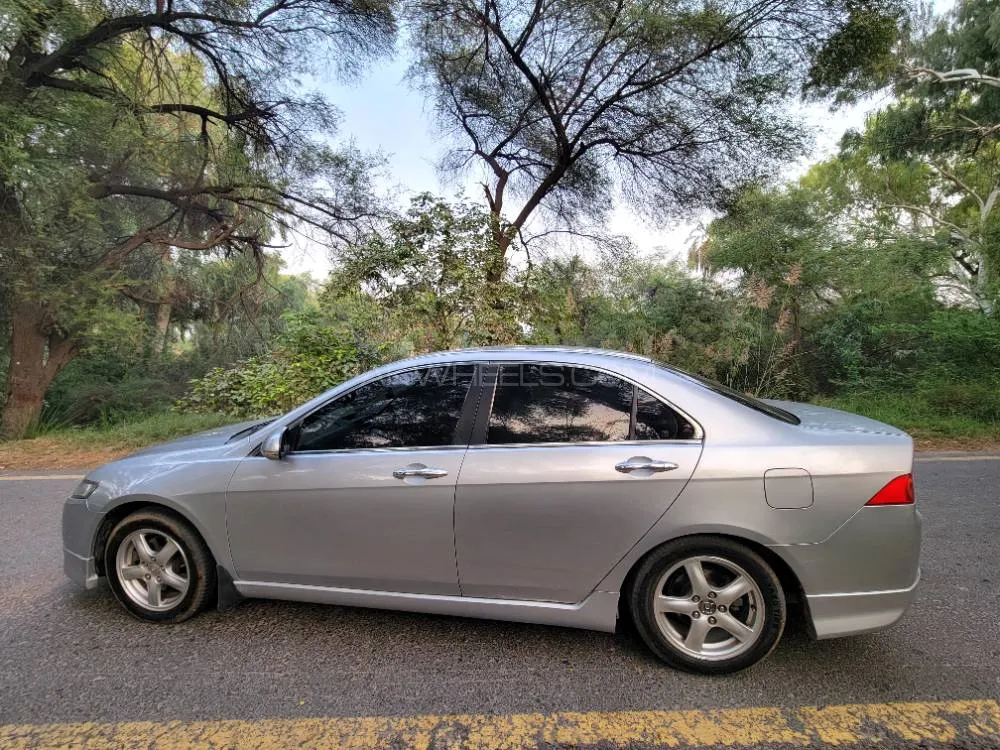 Honda Accord 2003 for Sale in Bahawalpur Honda Accord 2003 for Sale in Bahawalpur Image-6