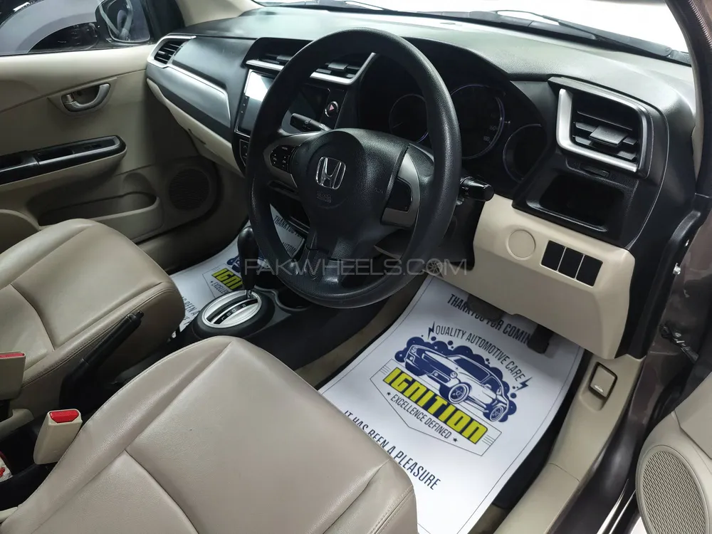 Honda BR-V 2017 for Sale in Karachi Honda BR-V 2017 for Sale in Karachi Image-8
