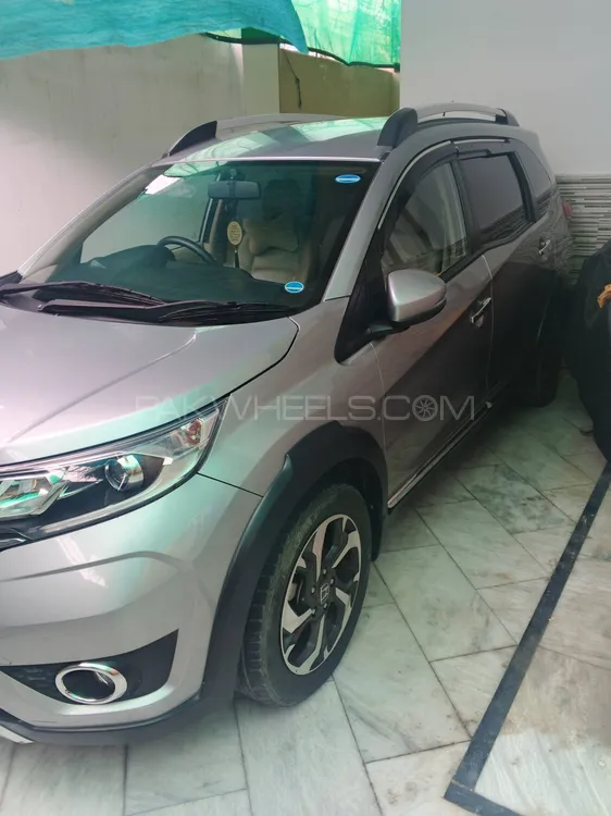 Honda BR-V 2018 for Sale in Lahore Honda BR-V 2018 for Sale in Lahore Image-3