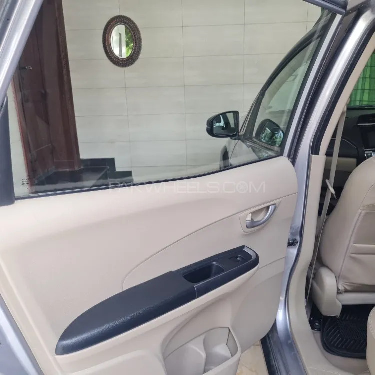 Honda BR-V 2019 for Sale in Lahore Honda BR-V 2019 for Sale in Lahore Image-15