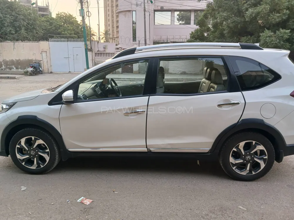 Honda BR-V 2021 for Sale in Karachi Honda BR-V 2021 for Sale in Karachi Image-12
