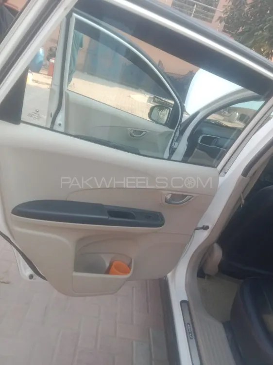 Honda BR-V 2022 for Sale in Sheikhupura Honda BR-V 2022 for Sale in Sheikhupura Image-9