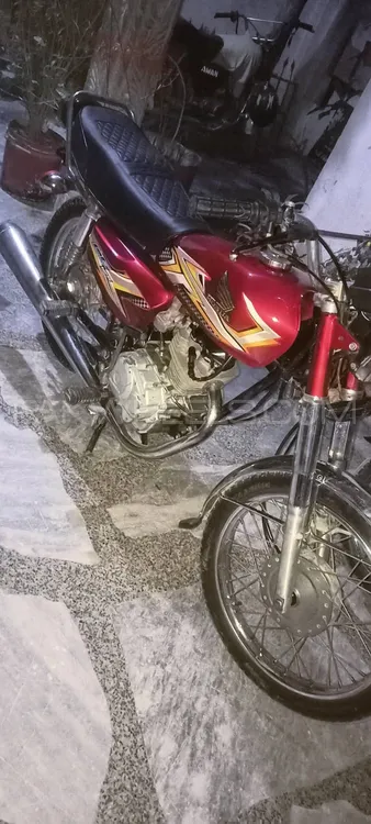 Honda CG 125 2011 for Sale Honda CG 125 2011 for Sale Image-1